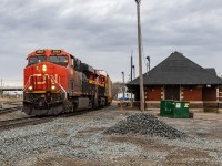 Just another routine ho-hum lashup on CP 137 through Galt; still in dire need of a fake train order signal. KCS 4800 trails. 