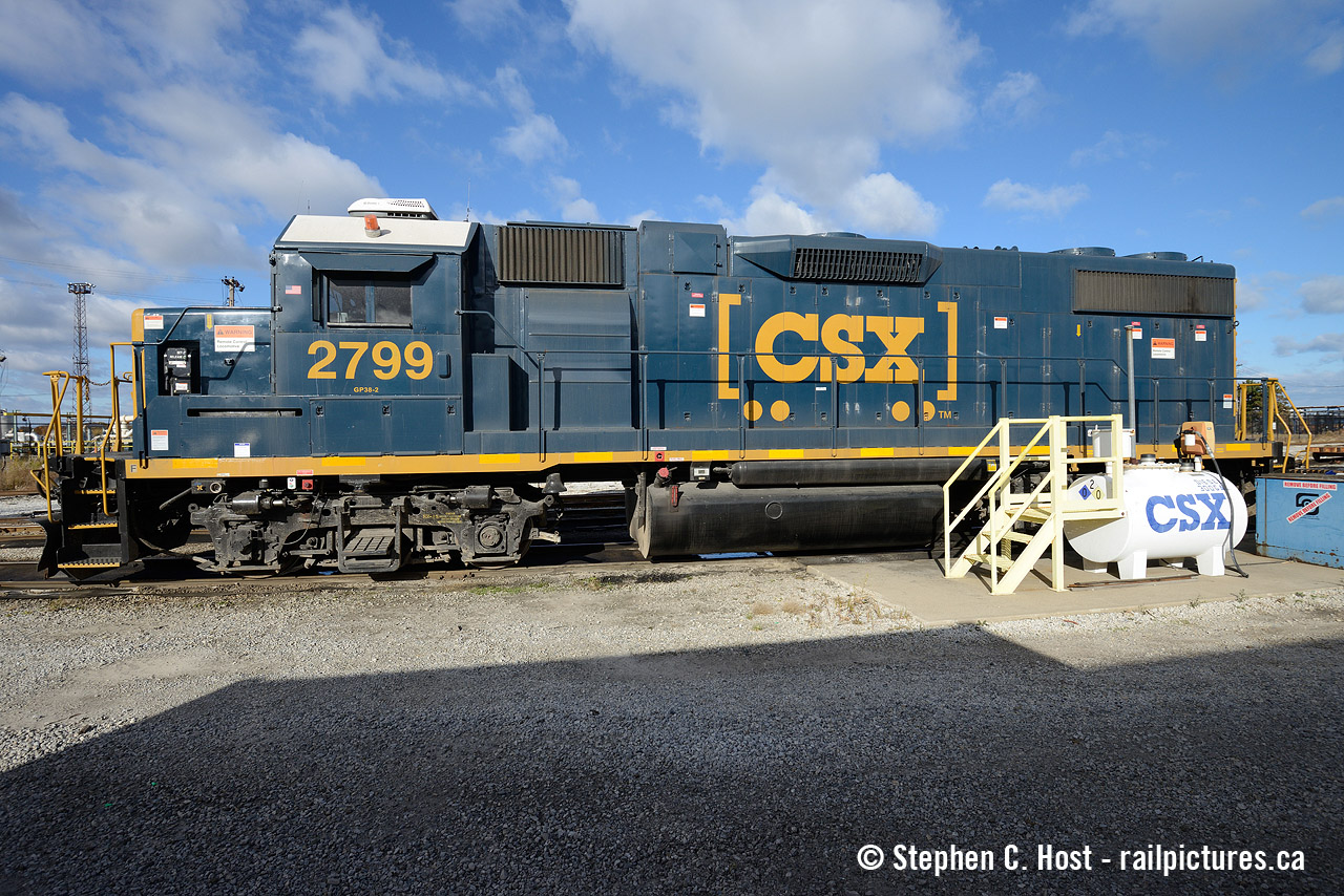 Ahh the days when I could walk into to the "depot" in Sarnia, sign a release and have the walk of the place. Pictured is CSX 2799 at the fuel tank at the Sarnia Engine terminal. At the time of this photo CSX still had about 4 or 5 units assigned to town, now they're down to two and there doesn't seem to be any mechanical staff on site anymore.