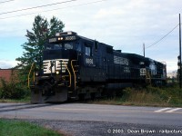 Back in the day when NS 328 ran between St. Thomas and Buffalo, NS C40-9 8866 and NS C40-9W 9319 at Clifton towards Port Robinson and onto Fort Erie in Oct 2003.