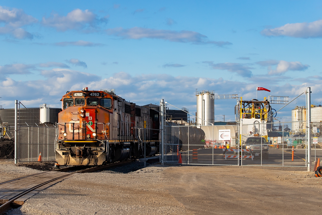 The newest customer in Hamilton, H.J. Baker (deals in molten sulfur), seen here being switched by CN. Cando is part of the operations at the site.