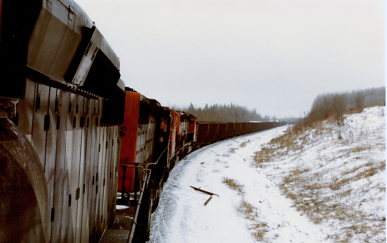 3 SD40-2's and an SD40 have 772...I'm pretty sure that was the number, getting close to Edson with a Coal Valley - Thunder Bay unit coal train. I'll be honest, Edson is not the most scenic place in Alberta, but when get into the mountains towards Coal Valley and Cadomin, it is spectacular. If there had been more work for the guy loaned out on layoff from Southern Ontario, I would have stayed in a heartbeat.