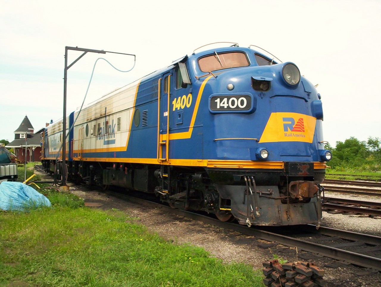 Before going to Ontario Southland Railway the F's were employed by the GEXR, 1400 and 1401 at the shop in Goderich, I don't think they ran in a pair like this very often on GEXR as there was usually another unit on one end or the other leaving the F's in the middle of the consist. They didn't last all that long on GEXR and both went out of service before OSR picked them up.