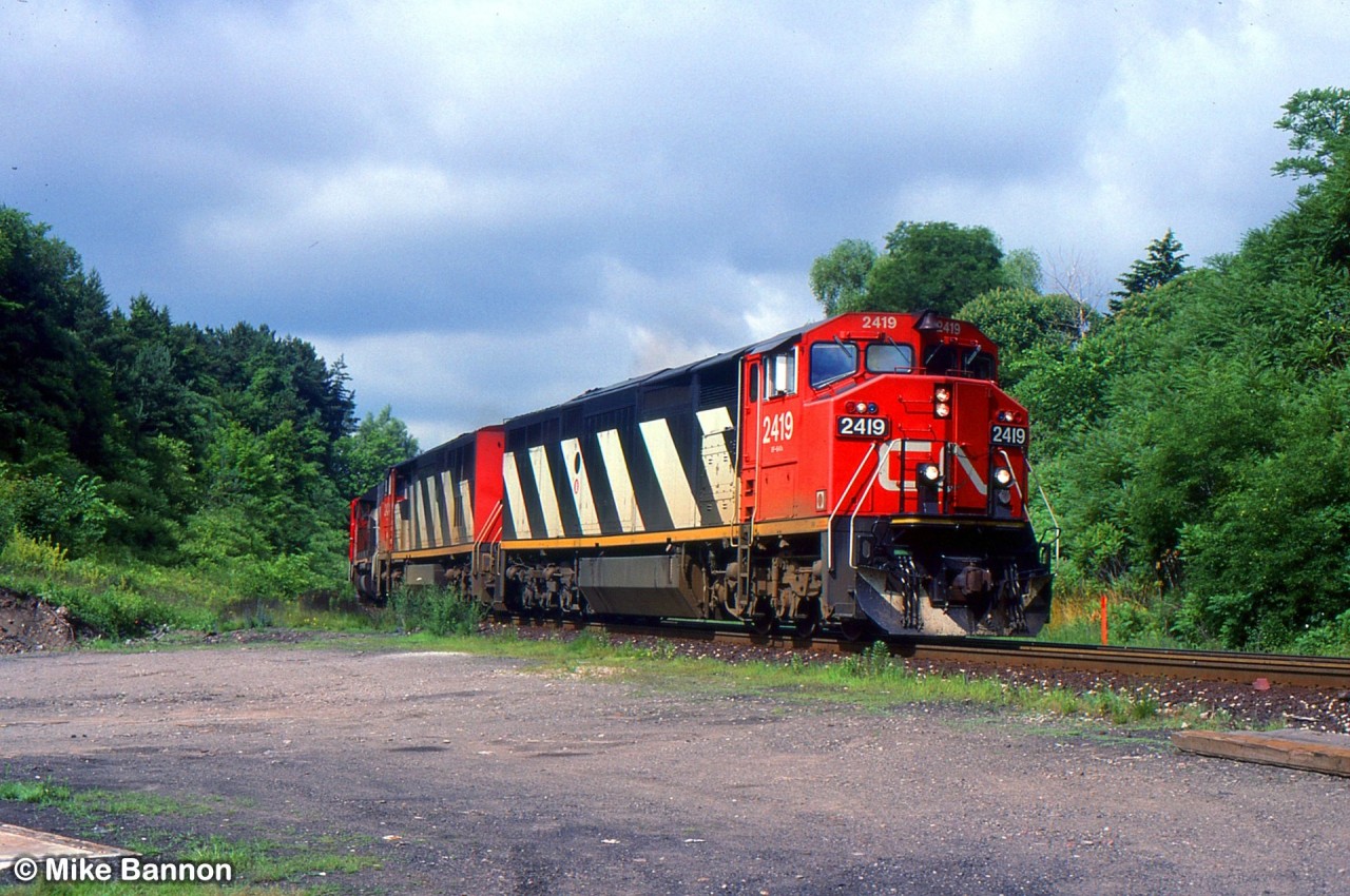 CN full body GE 2419 passing thru Bayview EB