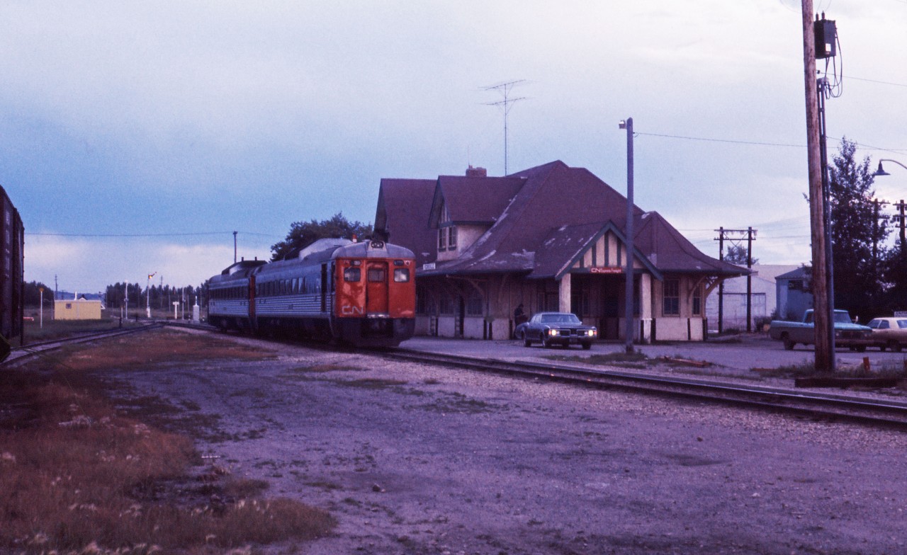 We're back in Vegreville, watching as the "Budd cars" leave town headed for points east. In 1971, this train ran daily, departing Edmonton at 1740, stopping in Vegreville at 1906, and arriving North Battleford at 2245. From what I understand, this service lasted until 1977. The station, built in 1930, is listed on the Canadian Register of Historic Places. It is privately owned and, according to a recent Facebook post, can be rented for events.