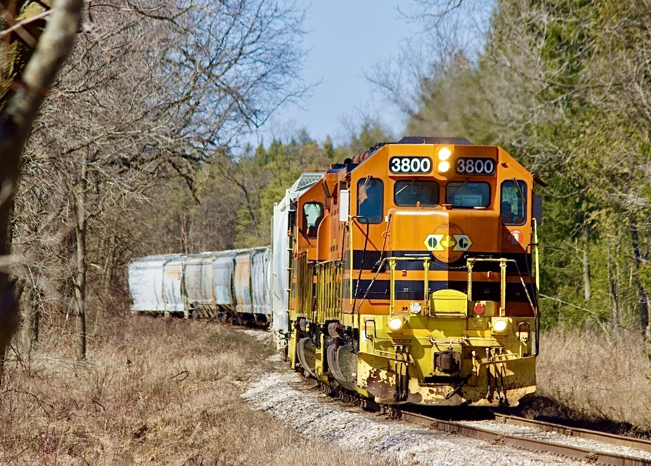 Seems I never have a schedule that works around the GEXR returning south from Guelph. Today the stars aligned, lol, and I was able to catch job 582 after 583 ducked into the siding at Arkel. There have been a few spots along the line I’ve wanted to shoot a southbound for years at. Funny enough this spot at Corwhin evaded me until I passed by today and had to experiment. As plain as the motive power is these days on the Guelph Junction Railway, some decent scenery always makes the shot. A little compression helps too.