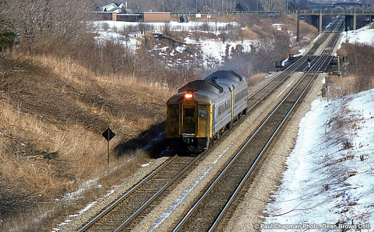 VIA 638 with VIA RDC-2 6209 and VIA RDC-1 6123 approaching Pelham Rd. on the CN Grimsby Sub.