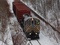 TRRY S-2 7024 heads up the TR Thorold Spur from Merritton to Welland.
