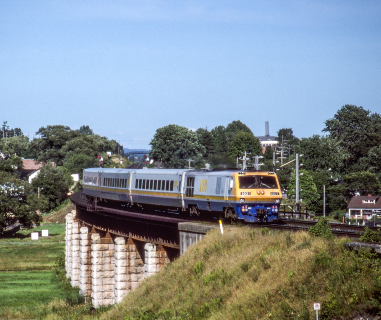VIA 6921 is in Port Hope, Ontario on August 6, 1987.