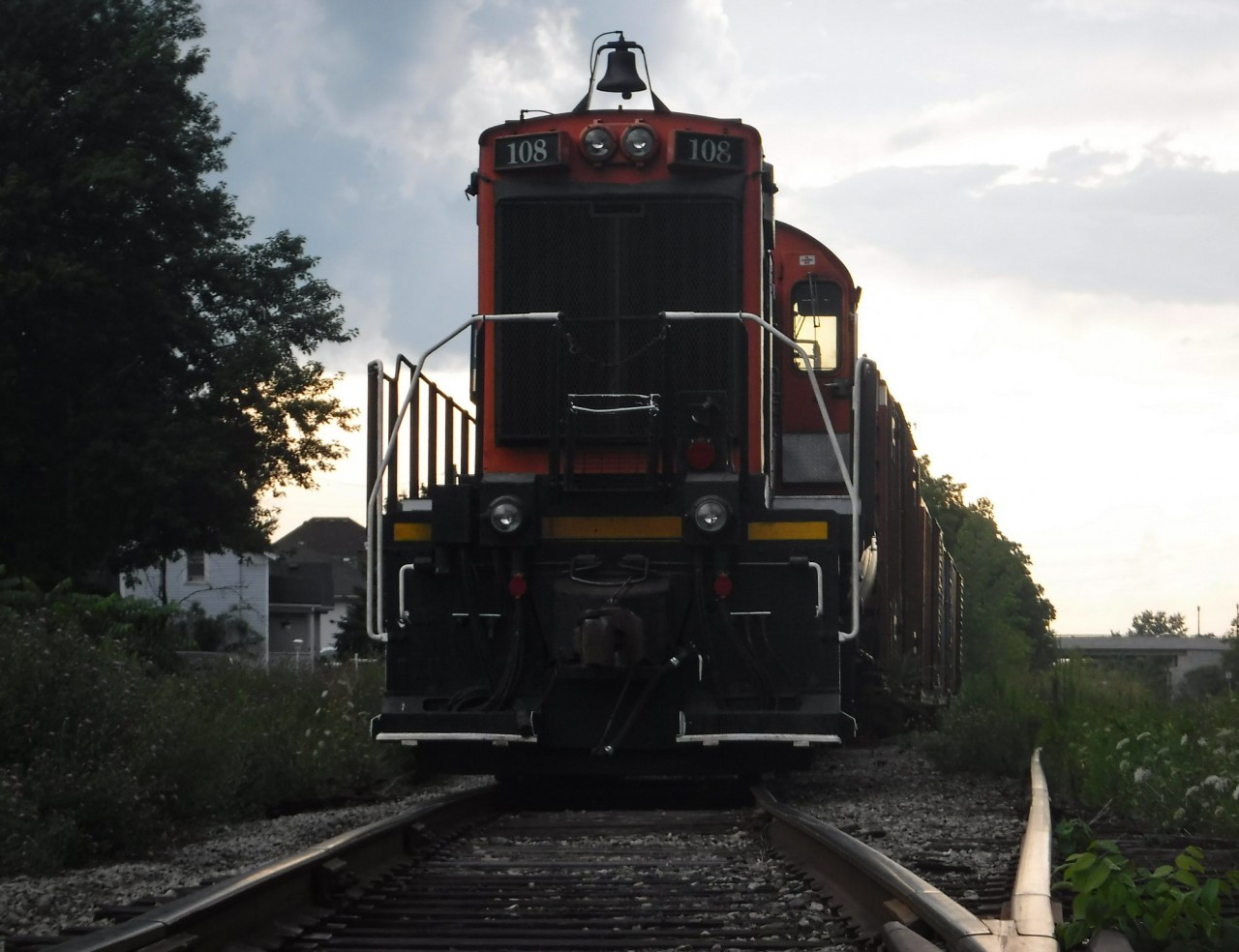 Trillium Railway #108 tied down for the night at Merritton.