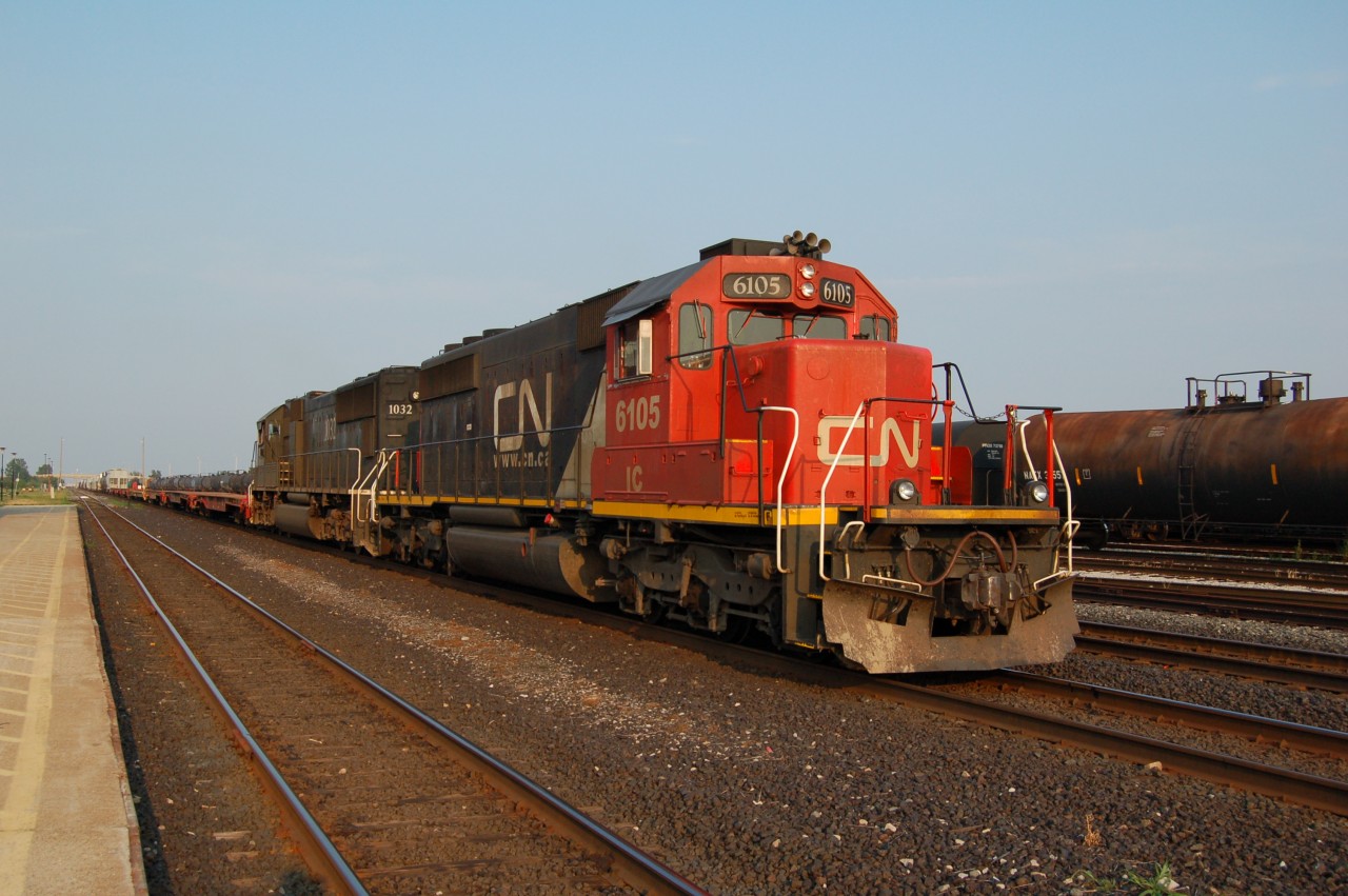 Heading west back to the states, IC SD40-2 6105 and IC SD70 1032 at Sarnia. It's too bad it wasn't a pair of black Illinois Central units but you cant go back and do this again..