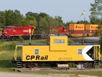 The past meets the future as 113 with three "newbies"(one a mid-DPU) heads for Vancouver after a crew change