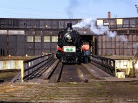 Ontario Rail Association's CPR D10 1057 pulls onto the turntable at John Street in preparation for a trip over the CN as part of <a href=http://www.railpictures.ca/?attachment_id=30566>opening ceremonies</a> for GO Transit service to Georgetown.

<br><br><i>Scan and editing by Jacob Patterson.</i>