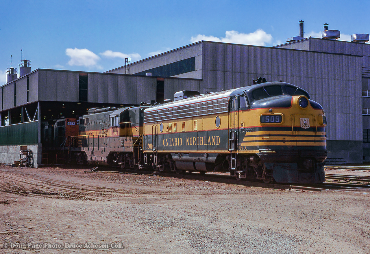 Resting at the north end of CN's Toronto yard diesel shop, Ontario Northland 1509 and 1601 sit with CN power before taking a train back to North Bay.

Doug Page Photo, Bruce Acheson Collection Slide.