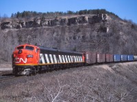 On a beautiful spring day in 1986, Bob Amm caputured "the Nanticoke" passing through Dundas with F7s 9172, 9196, and 9169. (Unfortunately, the exact date and train ID weren't recorded.)