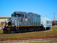 LDSX GP9 4003 Lifts NS coil cars at Steelcon, and now this is all gone.