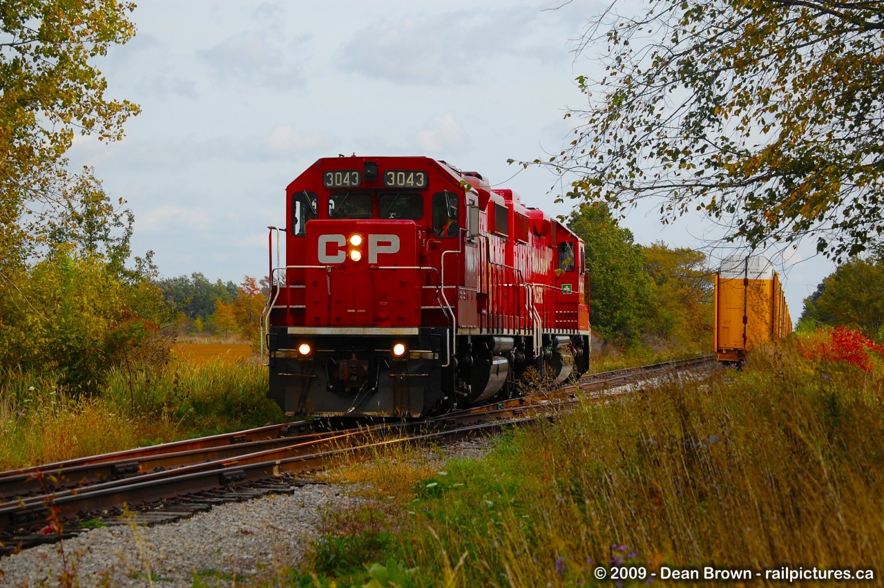 CP Job 1 with CP 3043 North returning from Stevensville and heading back to Welland on the CP Stevensville Spur at Brookfield Rd.