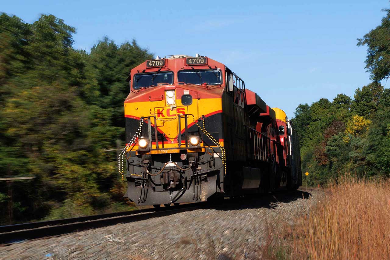 After sitting, not so patiently for an hour waiting for a foreman to clear, 137 storms into Galt hoping for a quick (it would be a miracle) lift and setoff at Wolverton, before getting home to London, and the train eventually to Chicago. 1/30th to try and make it interesting, and practice for the coming fall colours.