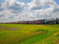 CP 2816 just after arriving back into Canada on it's way home to Calgary during the final spike tour.