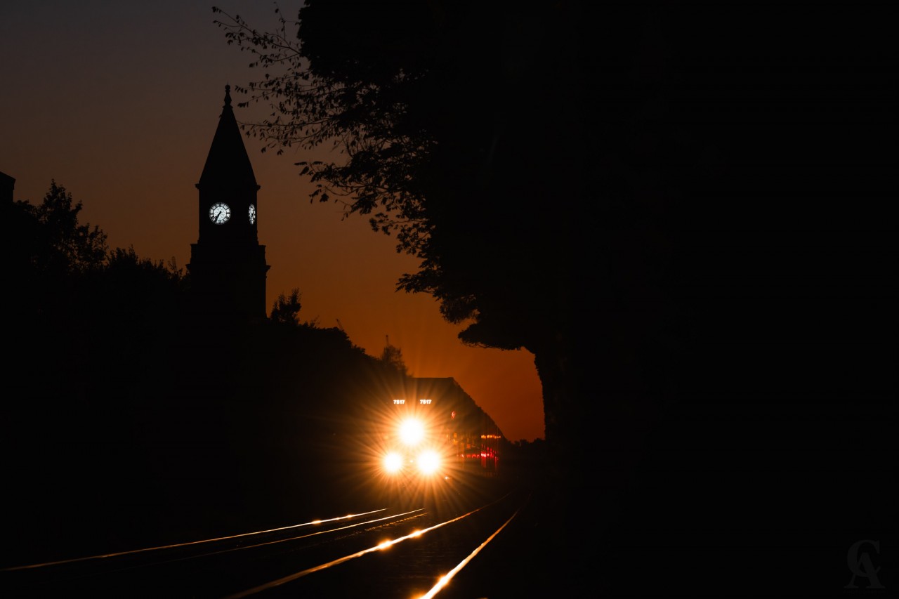 Summer has passed and Fall is here, evidenced here by a deep golden sunset featuring CP's eastbound flagship stack train, no.112 from Vancouver, seen here splitting the intermediates at Yonge Street on the North Toronto Subdivision.