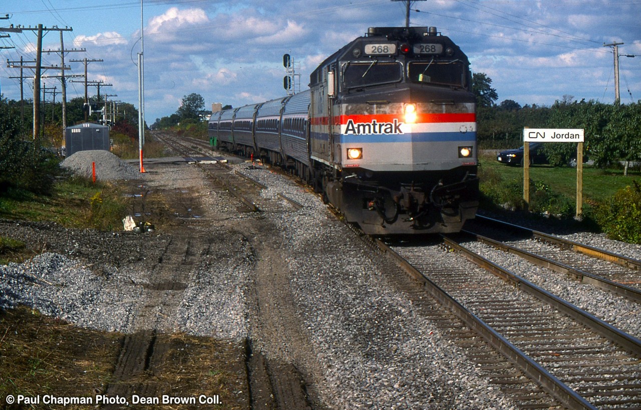 VIA 97 with AMTK F40PH 268 entering onto the south track at Jordan in CTC on the CN Grimsby Sub.