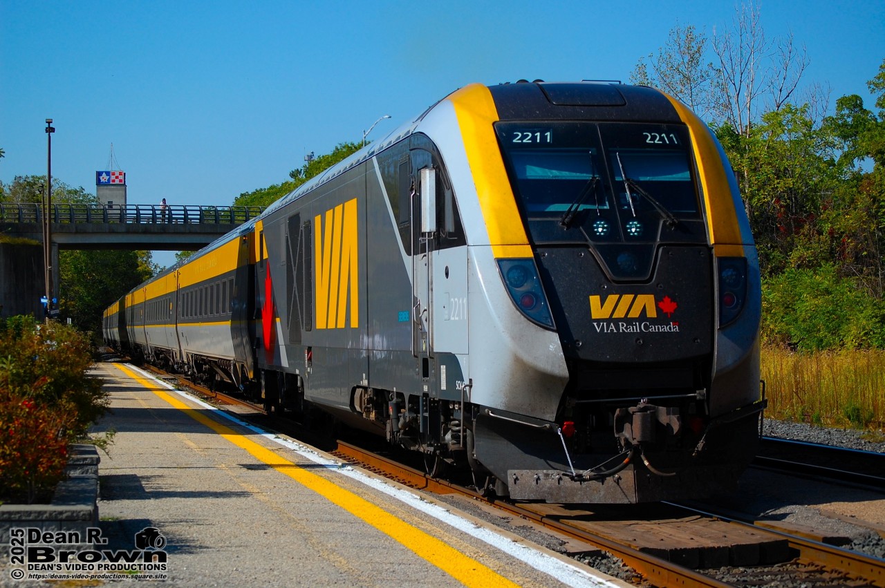 VIA Rail's new Siemens trainset, seen on VIA 72, arrived at Woodstock, ON