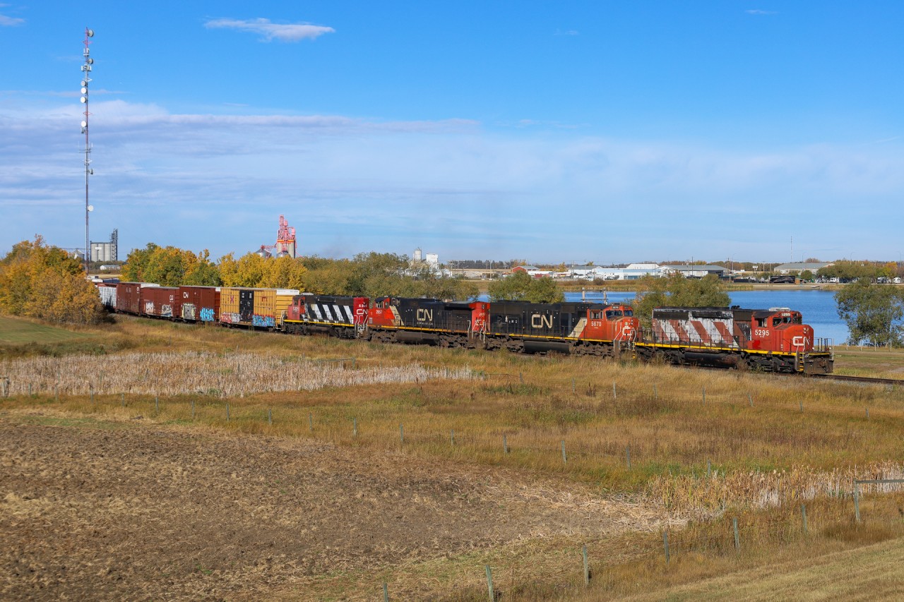 CN A 41851 02 makes its way down the old NAR with CN 5295, CN 5670, CN 2657 and CN 5321.