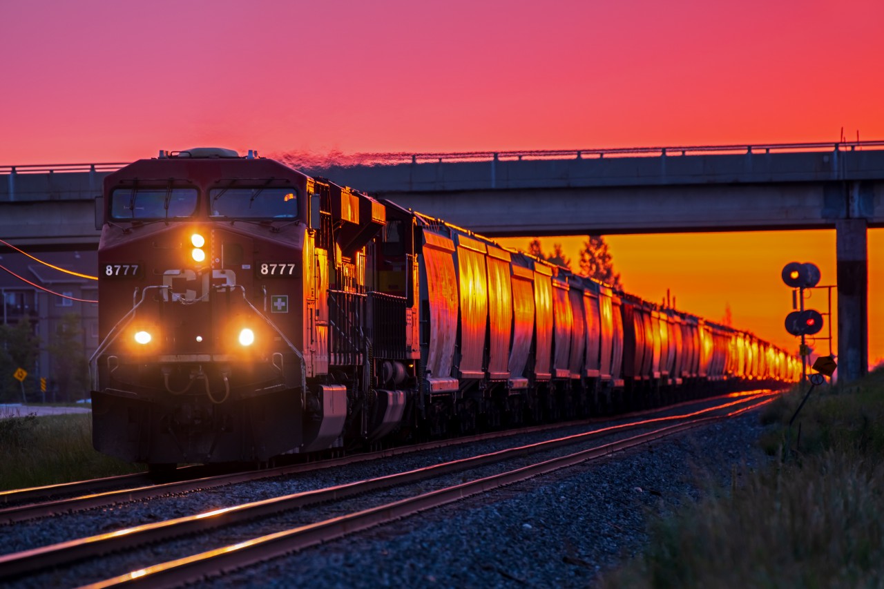 A sunrise arrival into Winnipeg with CP 8777 leading the way