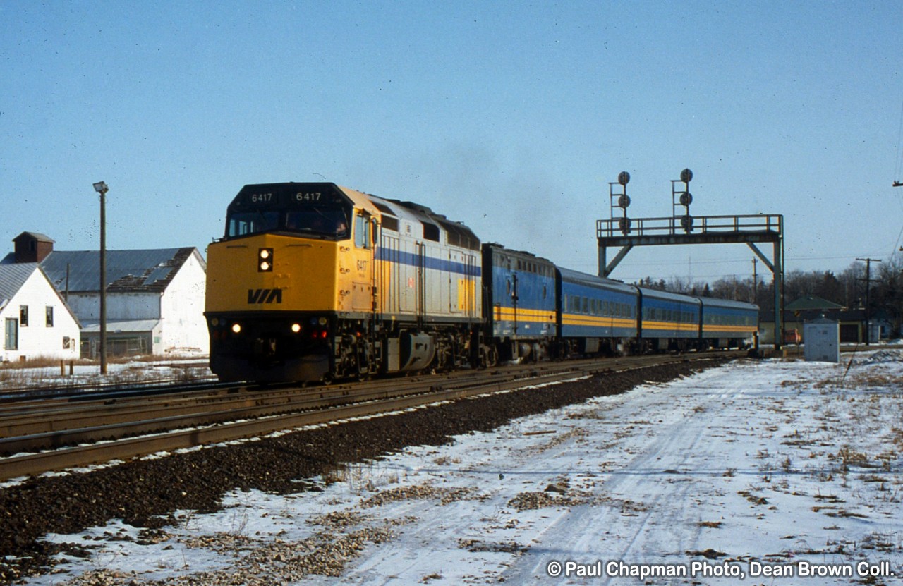 VIA 71 with VIA F40PH-2 6417 and steam generator unit