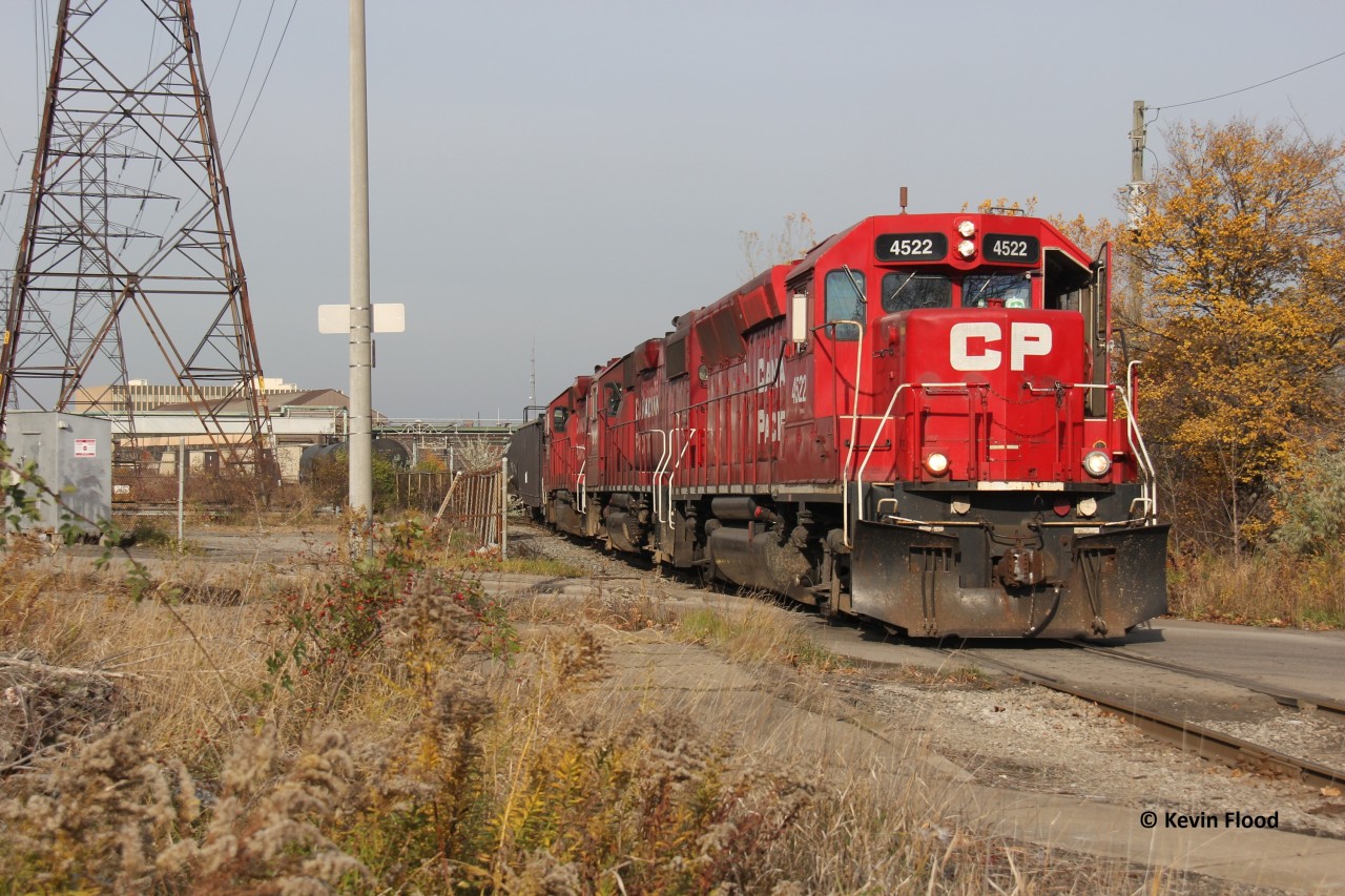 CP power from Kinnear works industrial Hamilton on a sunny fall morning in 2020 with CP 4522 leading the charge. It was pictured about to cross Beach Rd. and Kenilworth Ave. likely interchanging cars between CN and CP.