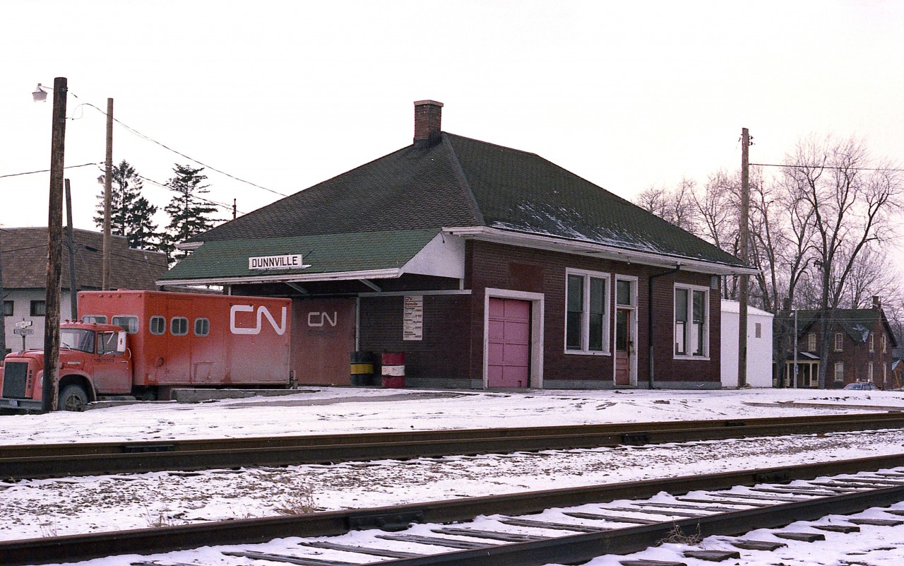 The old CN Dunnville station at mile 38 of the subdivison of the same name. The track would be pulled up within a couple of years and I understand the structure ended up being used for storage.
I understand this building was removed later in the 1980s but do not know anything else about it.   Anyone??