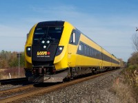 VIA 53 has the <i>Lumi</i> consist at Bath (about to pass MP 190 of the Kingston Sub).