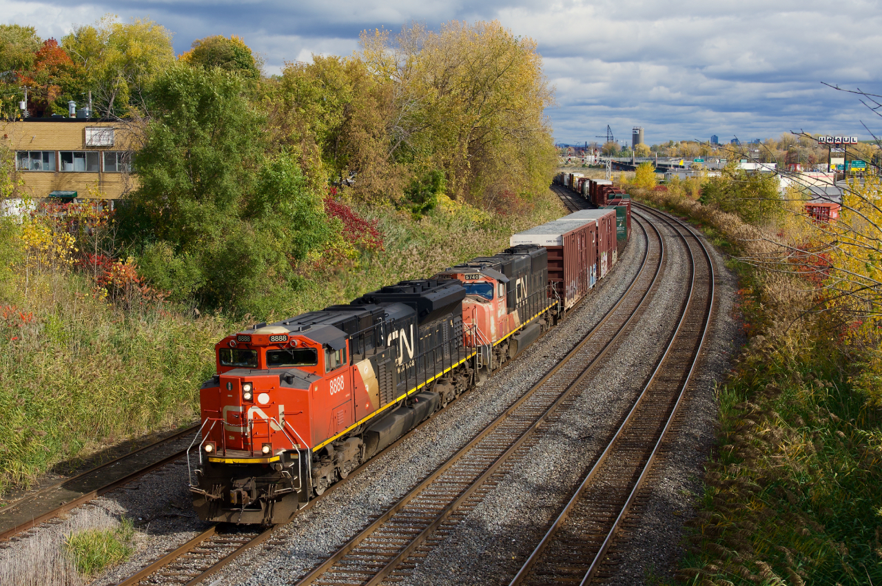 CN 8888 leads CN 527, on its way to Taschereau Yard.