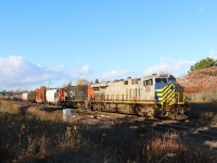 CN 2762 still in Citirail colours leads A435 down the South Track at Mile 44.0 Halton Sub..

