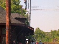 T'was a dark, dark day at the Sound.  It is always disappointing when good times come to an end. Jimmy Bell was no longer at the station; his agent's job was now history. And now we witness the Train Order Signals are meeting the same fate. For me, it was a heavy feeling of sadness knowing the good times at CP's Parry Sound station were no longer. For us fans, change never seems to be for the better.