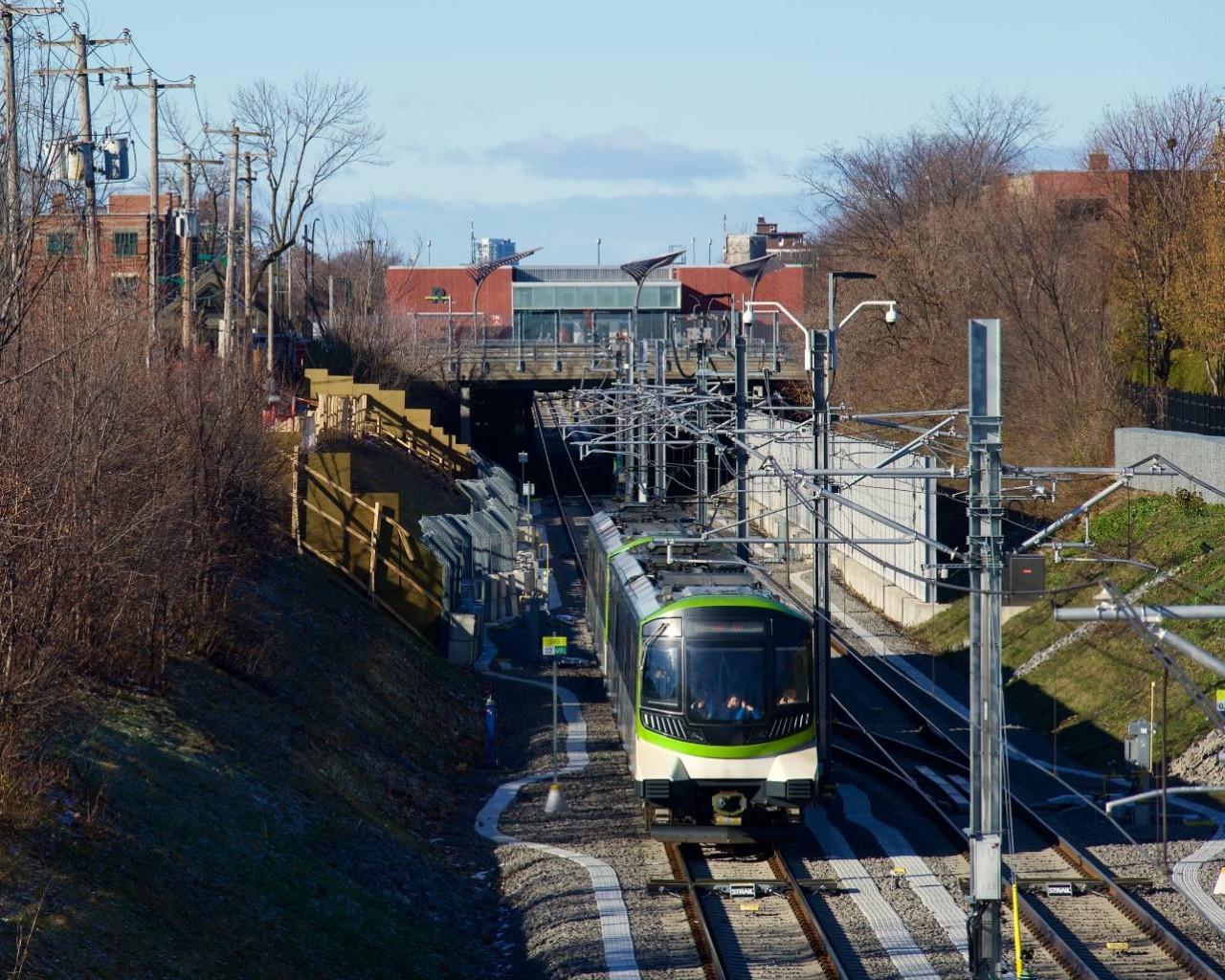 An REM train has just left the Ville-de-Mont-Royal Station and will soon enter the Mount Royal tunnel to reach downtown Montreal. This section of the REM opened to the public just a couple of weeks ago.