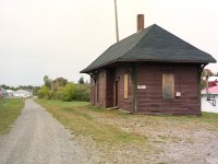 This little old wooden station is a survivor. Built in 1877, it served CP in its last years of operation. The CPR pulled out of Atlantic Canada completely by 1993, but I am not sure when it left Grand Falls. But long before.
The building was designated a 'Historical Place' in March of 2006. It is situated at roughly the corner of (Rue) Portage Street and (Rue) Chappell West Street. The former right of way is now the Sentier Trail.