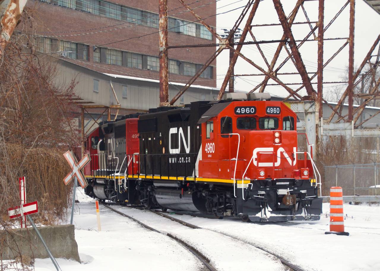 Ex-BNSF CN 4960 is in fresh CN paint as CN 500 does some switching in the Port of Montreal.
