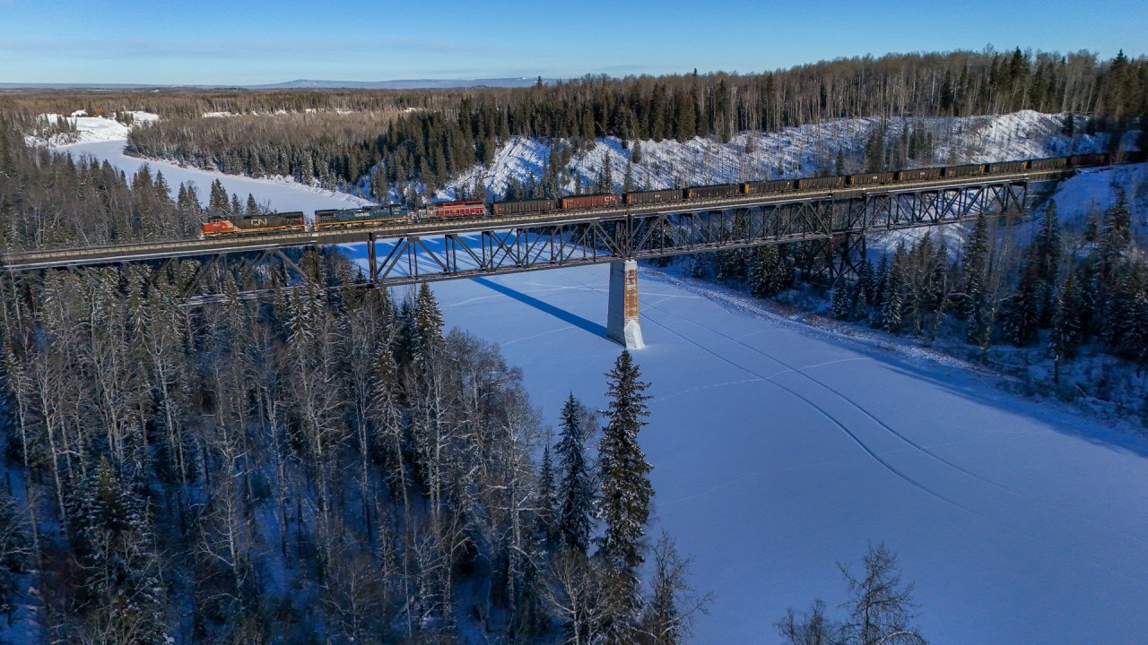 Edmonton to Prince George manifest M 30351 06 crosses the McLeod River with CN 2606, BCOL 4652 and IANR 4101.