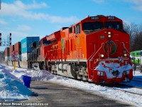 CN (EJ&E) ET44AC and CN ES44AC lead 422 through Georgetown.