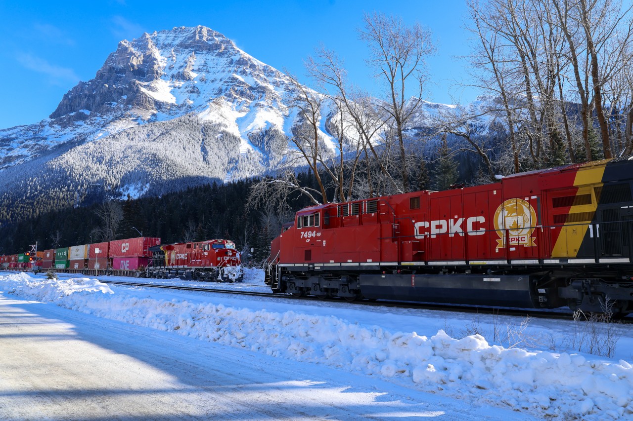 The new norm.  CPKC 112 meets 113 at Field, with both trains featuring all new CPKC power.