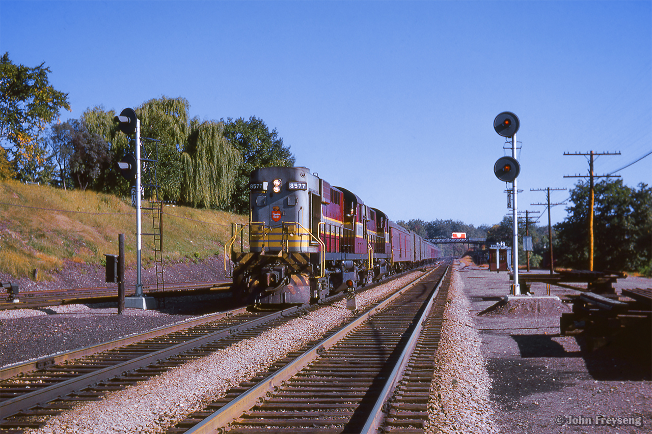 Train 321 for New York is seen heading west through Bayview Junction for a stop at TH&B Hunter Street station.

A busy morning at Bayview:
Train 77 bound for Hamilton
Train 29 bound for Windsor
Extra 4534 rumbling east
Train 77 proceeding west to London after backing out of Hamilton

Scan and editing by Jacob Patterson.