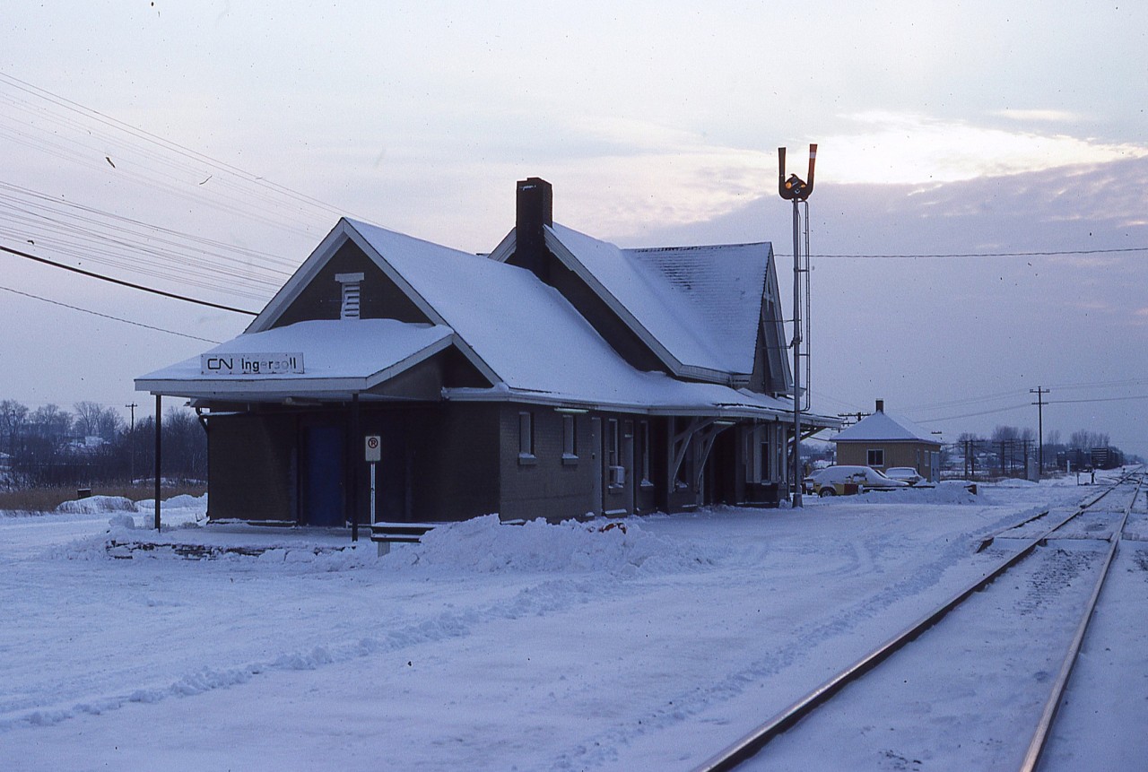 Late day view looking west at Ingersoll CN station.  It had closed a couple of years before this image was taken and was torn down on December 7, 2020 after many years of neglect. Built around 1890, it remained active until 1979.
Sunset on Ingersoll station indeed.