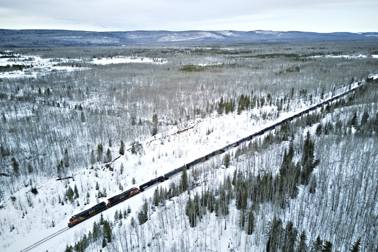 CN 2840 leads a southbound LPG train south towards Chetwynd.