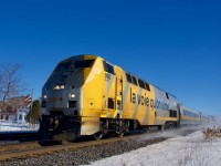 VIA 633 flies by MP 31.33 of the Kingston Sub with an LRC/HEP consist.