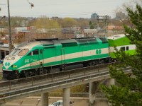 Heading E/B out of Guelph passing over Victoria Rd.
MPI MP40H-3C