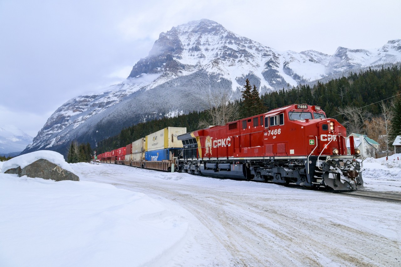 CPKC 2-103-21 rolls eases off the Big Hill and into Field for a crew change.