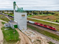 CP 6247 and CP 6257 takes the siding at Newdale for a meet with Bredenbury-Minnedosa train F54-19.
