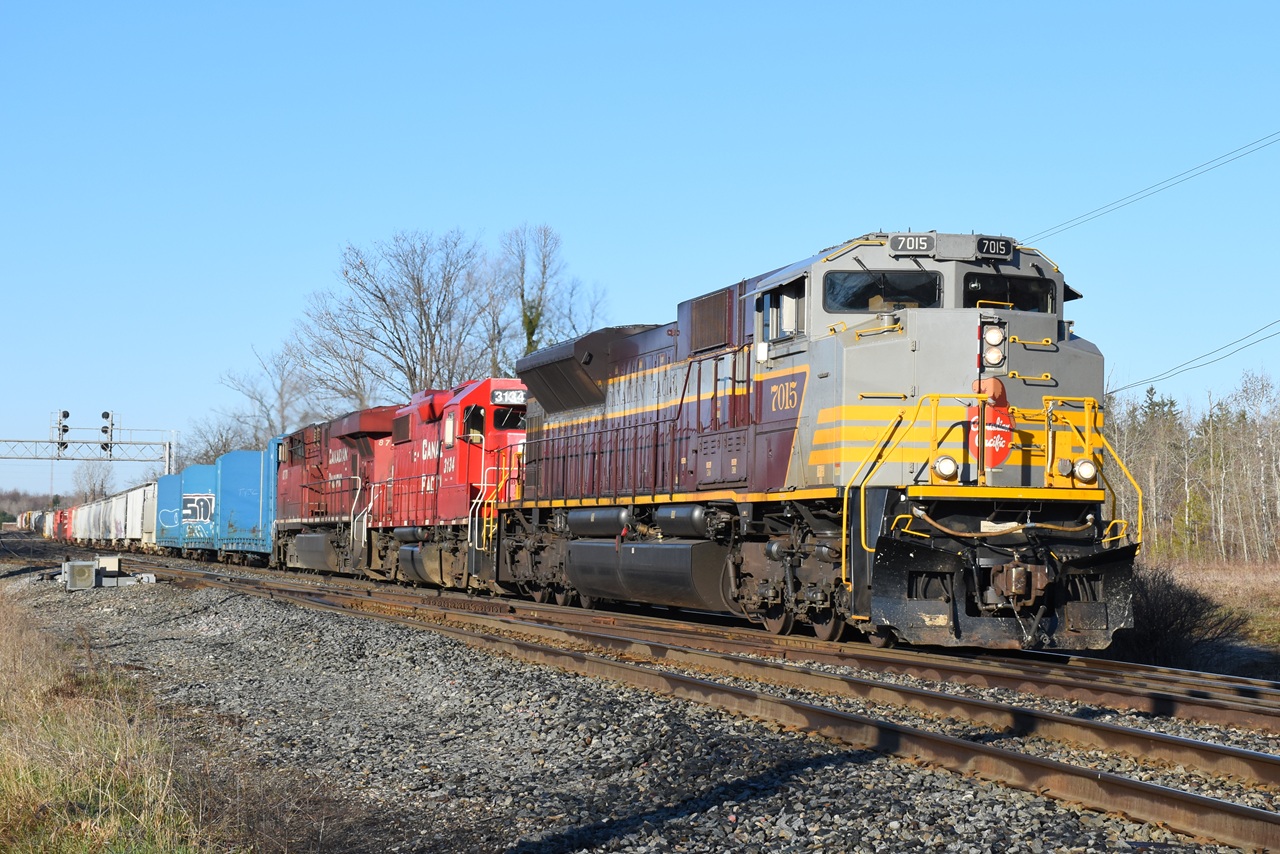 Up way too early for a Saturday morning, I decided to let the household sleep in and head out to see what CN was doing in the north end of Hamilton. Finding nothing happening at Stuart St., and hearing CP 8858 north heading up to Guelph Jct., I decided to go for a drive up to Campbellville to get a photo of CPKC 132. After they cleared the junction I noticed another eastbound was lined on the Galt Sub., so I waited a few minutes and was rewarded with CP 7015 east at 08:16, 14 minutes before the time I had planned to get out of bed. Not a bad way to start the day!