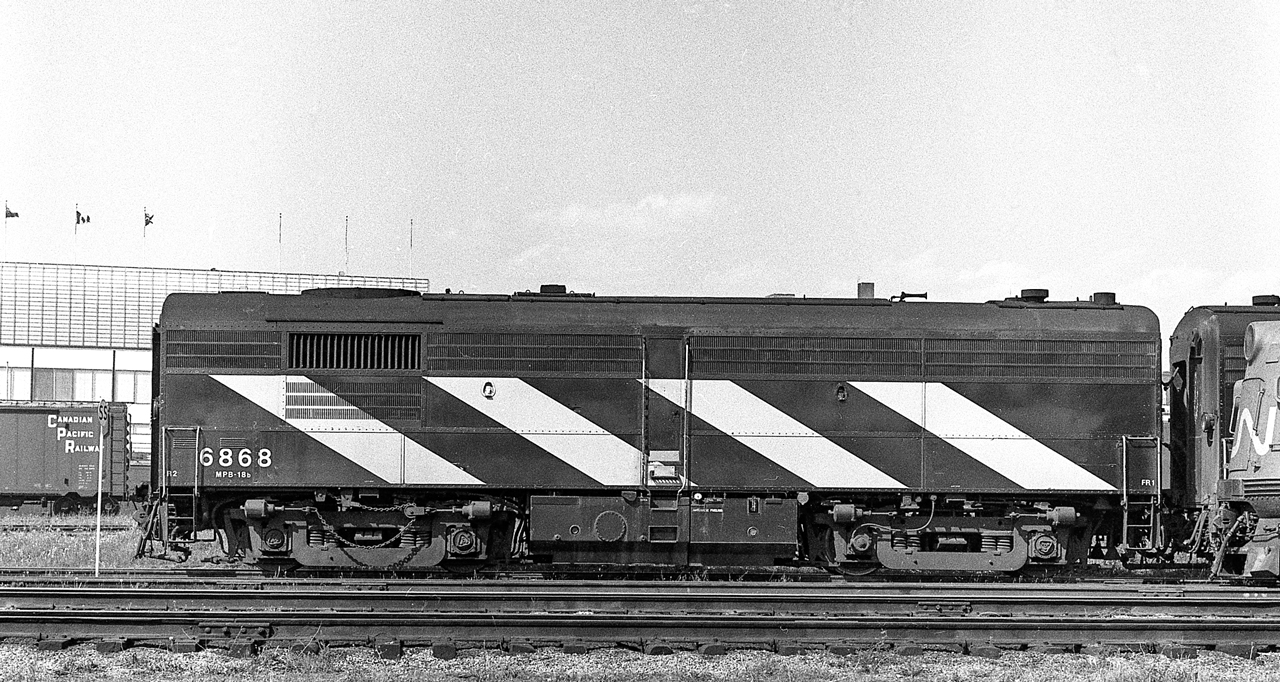 CN 6868 is in Toronto on September 13, 1969.