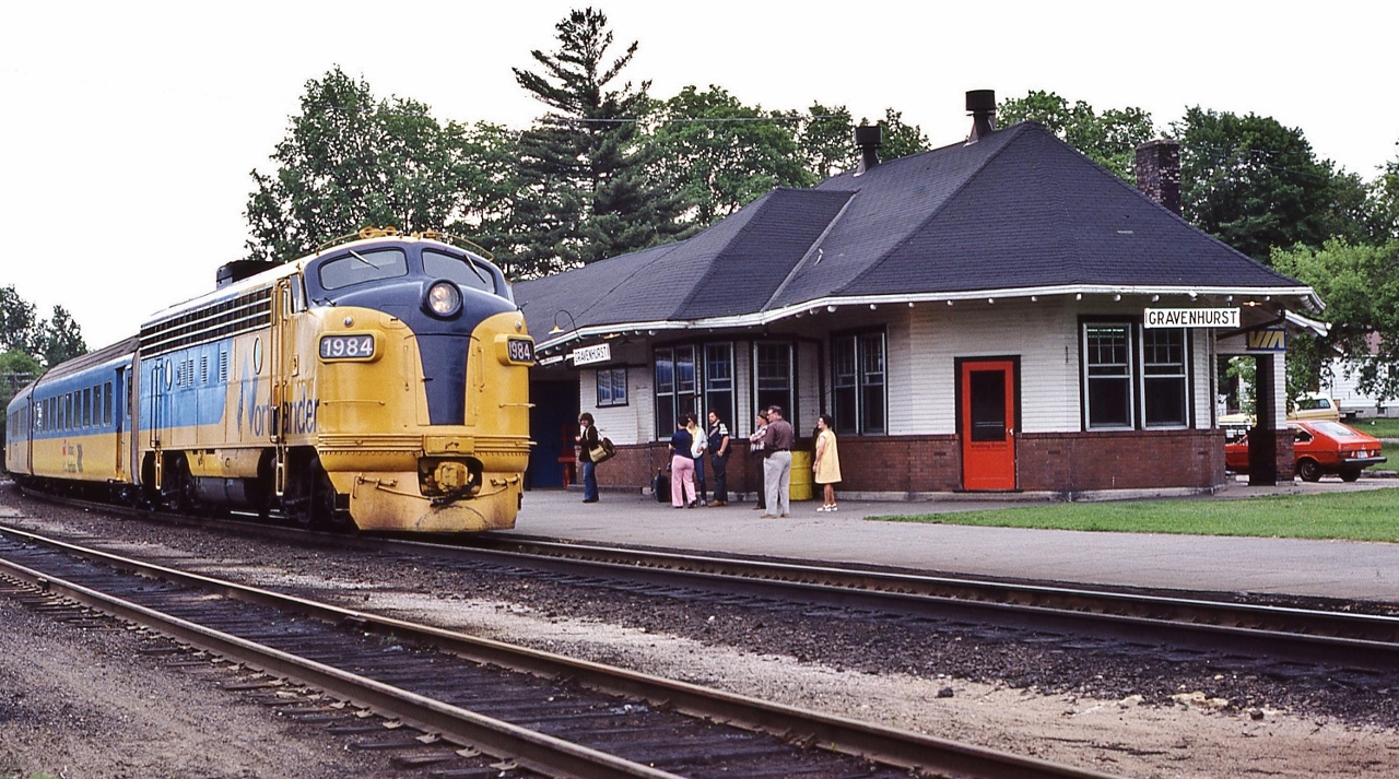 ON 1984 in 1980


Daily except Saturday, ON #121 at Gravenhurst, June 22, 1980 Kodachrome by S.Danko 


Note the seventies era Datsun and Ford F150.